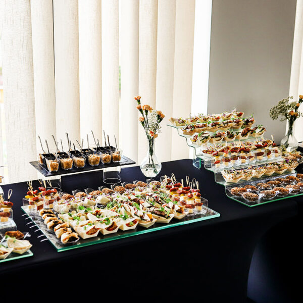 Finger food catering – profesjonalny catering biznesowy