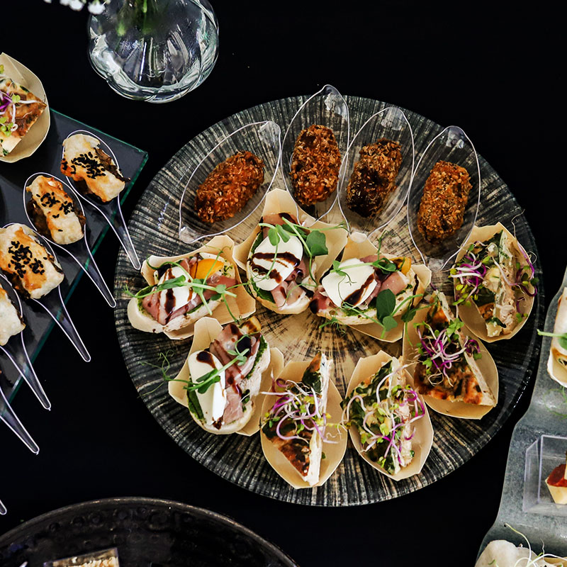 Finger food catering – eleganckie zestawy cateringowe