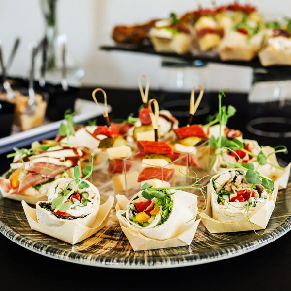Finger food catering – eleganckie kanapeczki