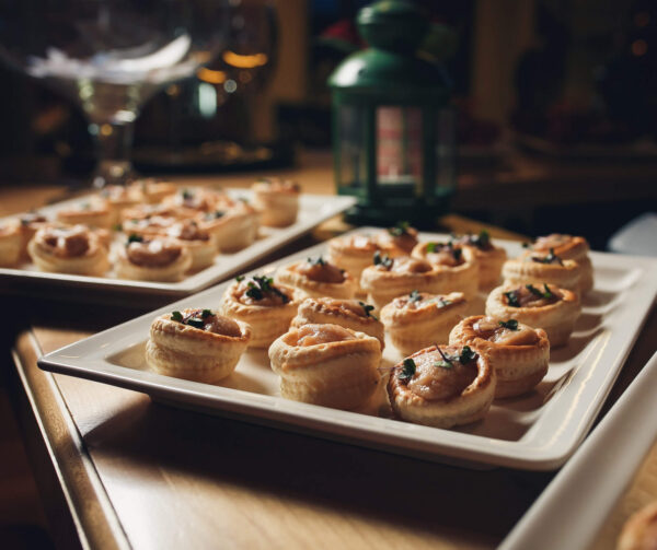Finger food catering – smaczne przekąski