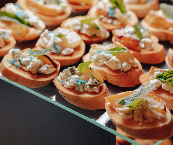 Finger food catering – smaczne przekąski